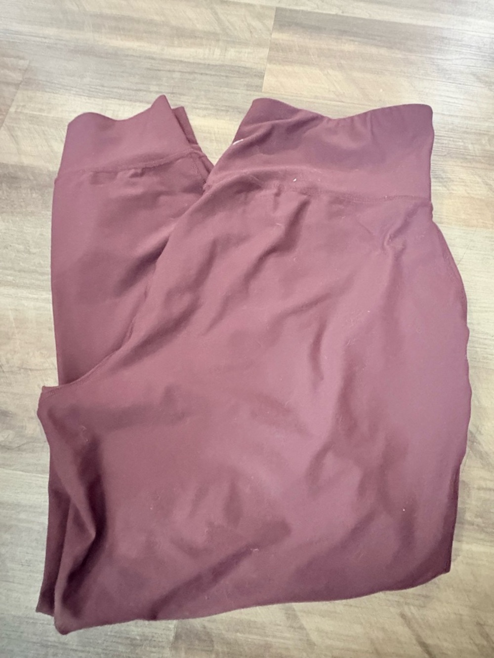 Guess High-Waist Leggings — Plum Wine